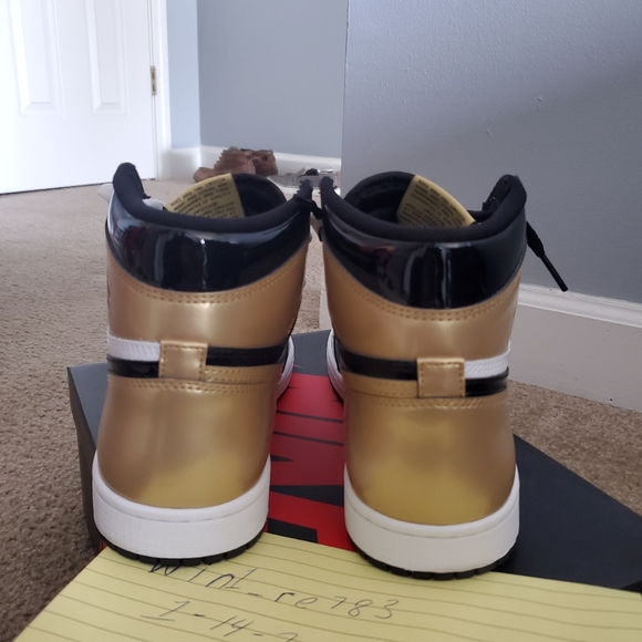 Jordan 1 Retro High NRG Patent Gold Toe - Picture 7 of 7